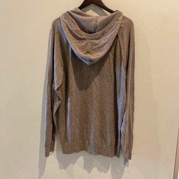 Old Navy Men's Sweater Hoodie - Picture 2 of 5